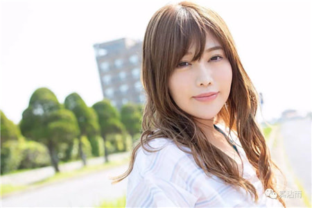 “明日花キララplus”――益坂美亚（益坂美亜）决定引退，经典作品（附番号）及封面合集