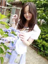 HitomiNishikawa西川ひとみ--浮图1